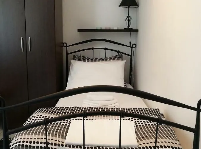 Diocletians Palace For Two *