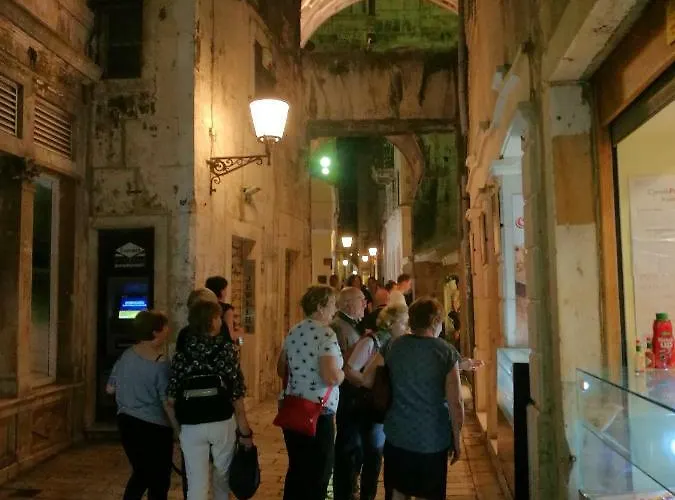Diocletians Palace For Two * Split